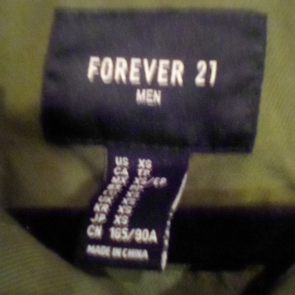 Forever 21 men's army green button-up jacket - Picture 3 of 5